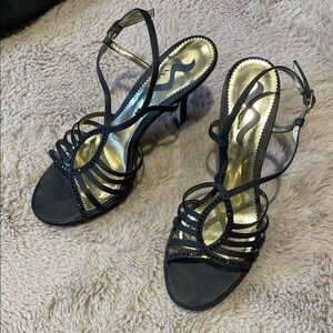 Nina Shoes Black Strappy Heeled Sandals with Gold Insole
